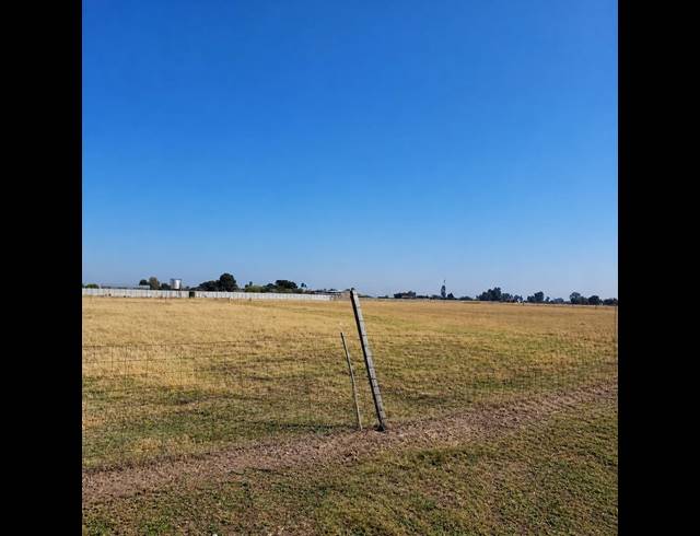 2.80HA SMALLHOLDING FOR SALE IN BOLTONWOLD